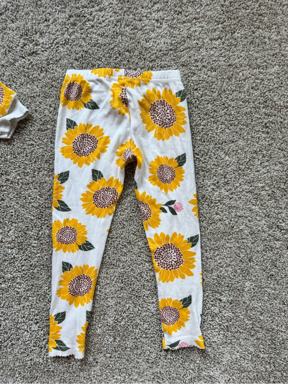 Carter’s Girls Pajama set 4 piece bundle pants, short Sunflower Giraffe Size 4T - Picture 11 of 11